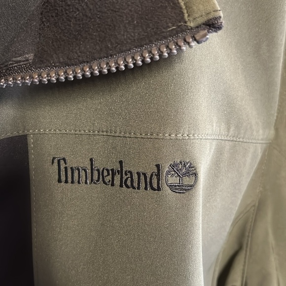 Timberland Men's Olive Lightweight softshell Jacket - Picture 4 of 9